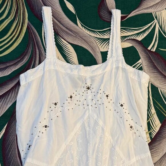 ETHEREAL Y2K Coline embroidered boho fairy sundress w/ asymmetrical lace skirt! - Picture 6 of 14